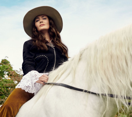 Salma Hayek pic #1196694