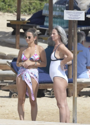 Sam Faiers pic #1067530