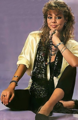 Sandra pic #1309445