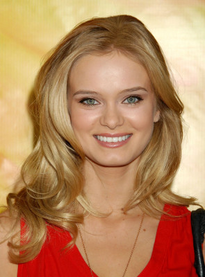 Sara Paxton pic #191439