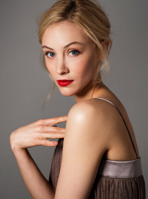 Sarah Gadon pic #772912