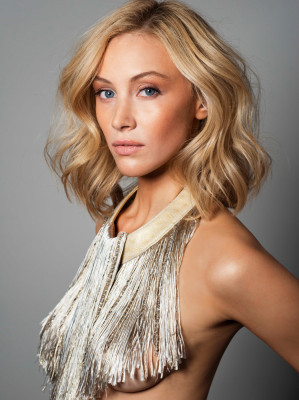 Sarah Gadon pic #772911