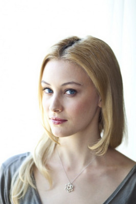 Sarah Gadon pic #433748