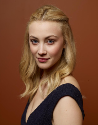 Sarah Gadon pic #566973