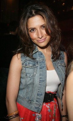 Sarah Shahi pic #219925