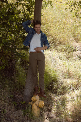 Sebastian Stan pic #872858
