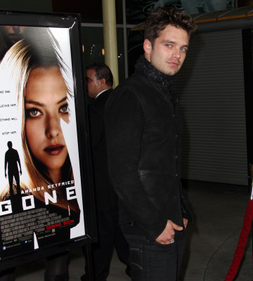 Sebastian Stan pic #796018