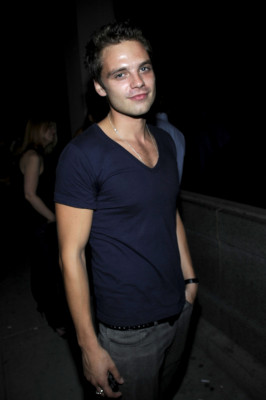 Sebastian Stan pic #746200
