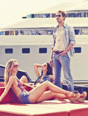 photo 17 in Vettel gallery [id515398] 2012-07-24 00:00:00