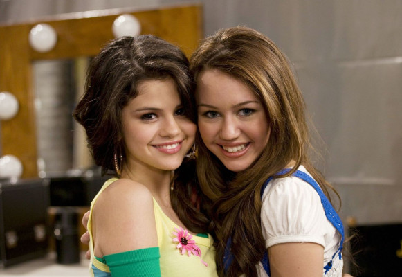 Selena Gomez pic #396735