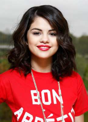 Selena Gomez pic #294117