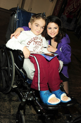 Selena Gomez pic #219982