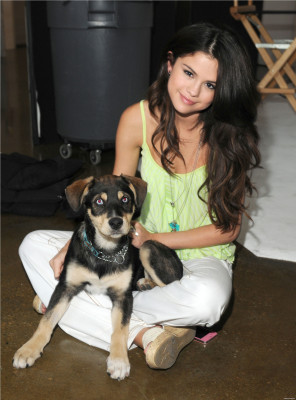 Selena Gomez pic #427099