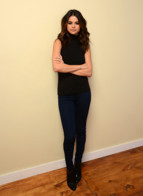 Selena Gomez pic #664363