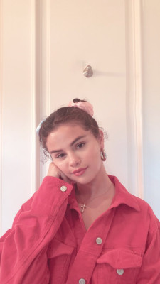 Selena Gomez pic #1056789