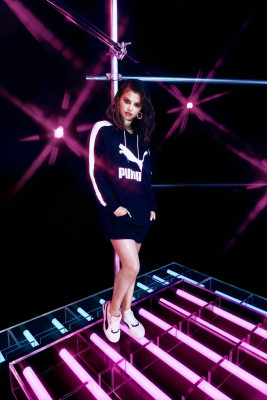 Selena Gomez pic #1204158