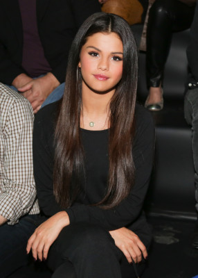 Selena Gomez pic #727392