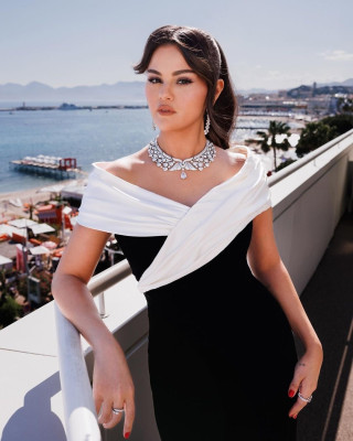 Selena Gomez pic #1352897