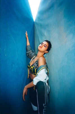 Selena Gomez pic #1100198