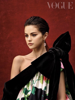 Selena Gomez pic #1242129
