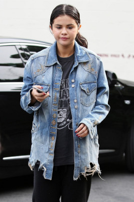 Selena Gomez pic #1092224