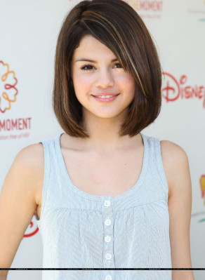 Selena Gomez pic #211387