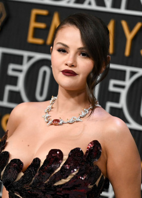Selena Gomez pic #1343264