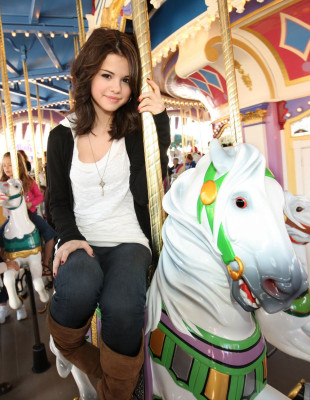 Selena Gomez pic #132592