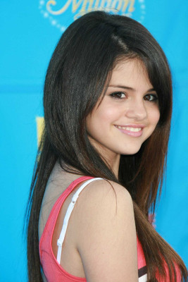 Selena Gomez pic #412943