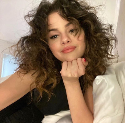Selena Gomez pic #1217406