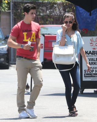Selena Gomez pic #610460