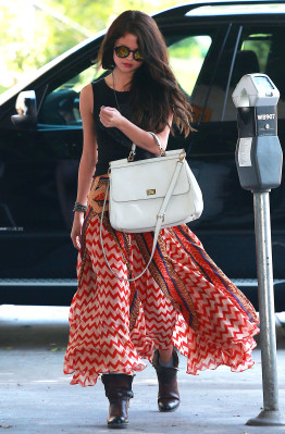 Selena Gomez pic #613591