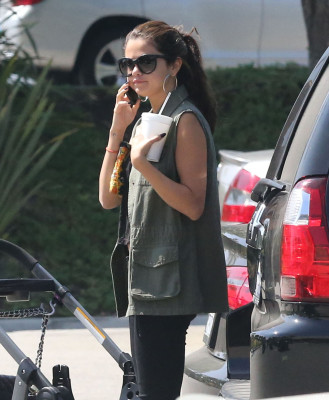 Selena Gomez pic #627243