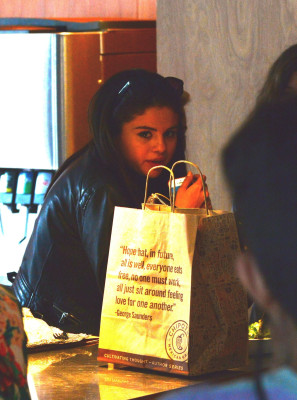 Selena Gomez pic #718221
