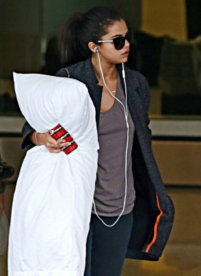 Selena Gomez pic #718405