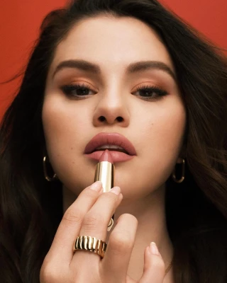 Selena Gomez pic #1309550