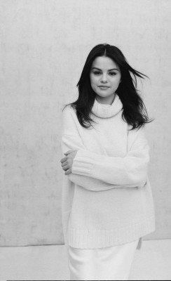 Selena Gomez pic #1331978