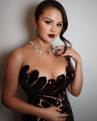 Selena Gomez pic #1343389