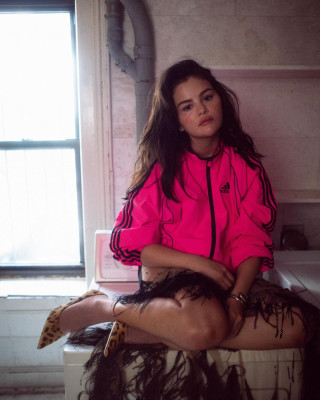 Selena Gomez pic #1364651