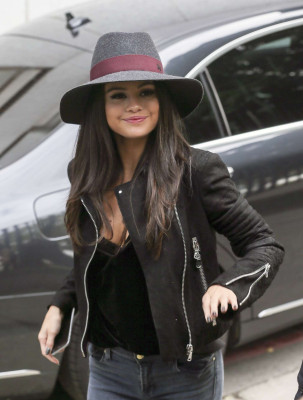 Selena Gomez pic #799465
