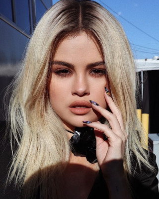 Selena Gomez pic #1254561