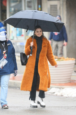 Selena Gomez pic #1248887