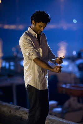 Sendhil Ramamurthy pic #475513
