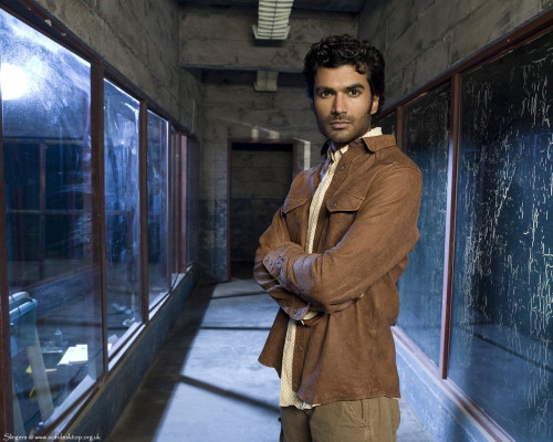Sendhil Ramamurthy pic #441008
