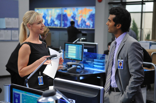 Sendhil Ramamurthy pic #475515