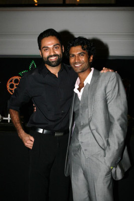 Sendhil Ramamurthy pic #475512