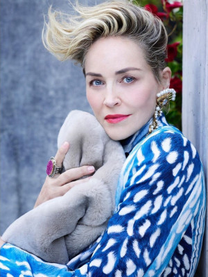 Sharon Stone pic #1234465