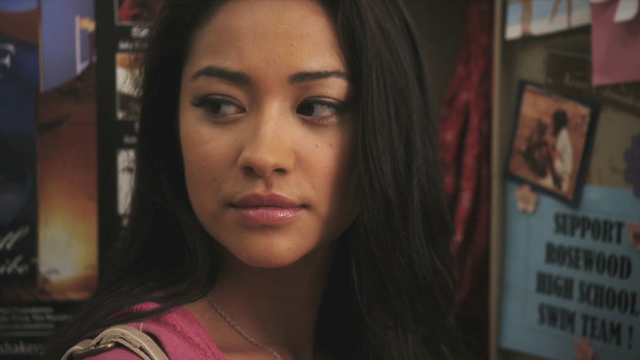 Shay Mitchell pic #780457