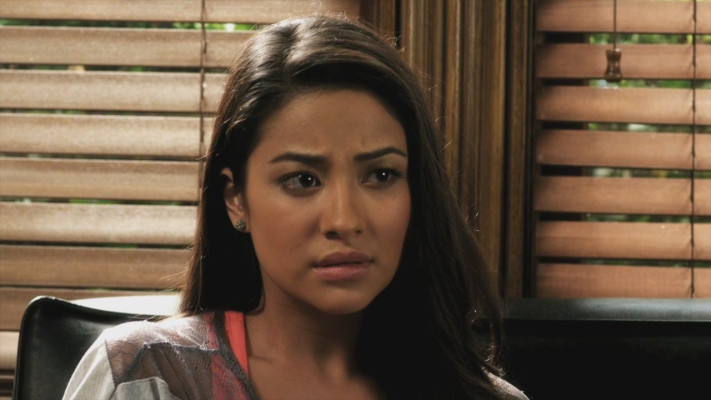 Shay Mitchell pic #777929