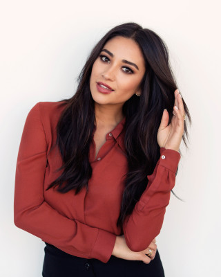 photo 17 in Shay Mitchell gallery [id805488] 2015-10-20 00:00:00